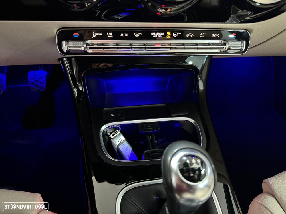 Mercedes-Benz A 180 Limousine d Business Solutions - 28