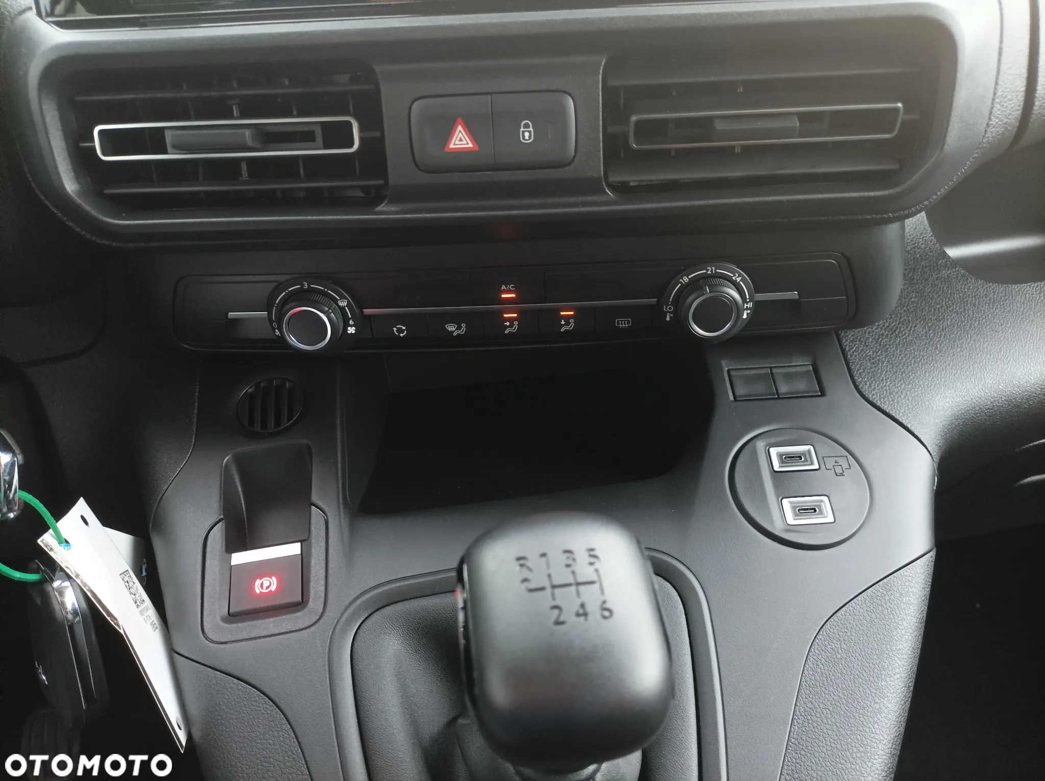 Toyota Proace City Verso Long 1.5 D-4D Business - 16