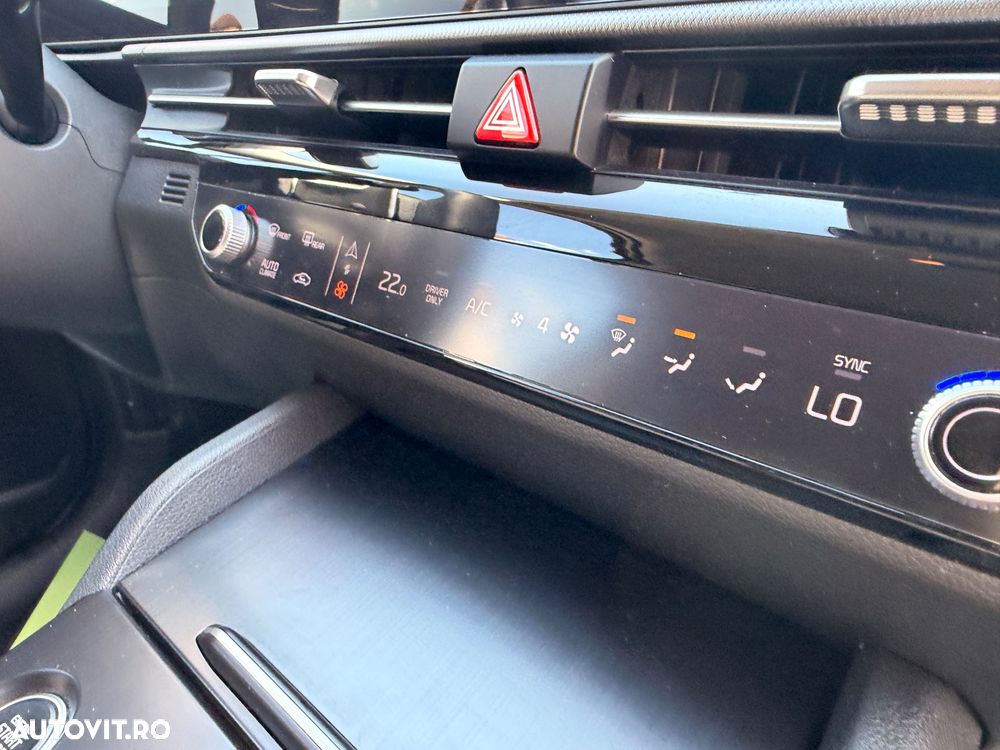 Kia Sportage 1.6 T-GDI MHEV 7DCT HP 4x2 Urban - 7