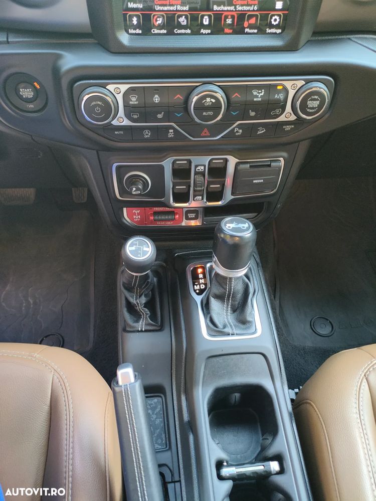 Jeep Wrangler Unlimited 2.2 CRD AT8 Rubicon - 12