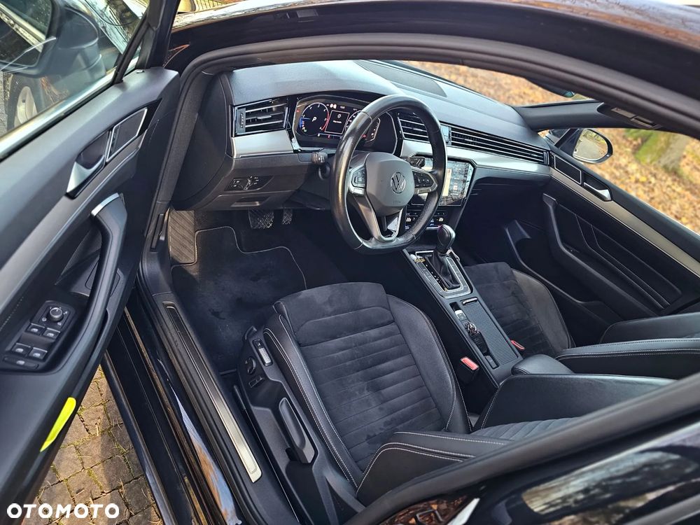 Volkswagen Passat - 21