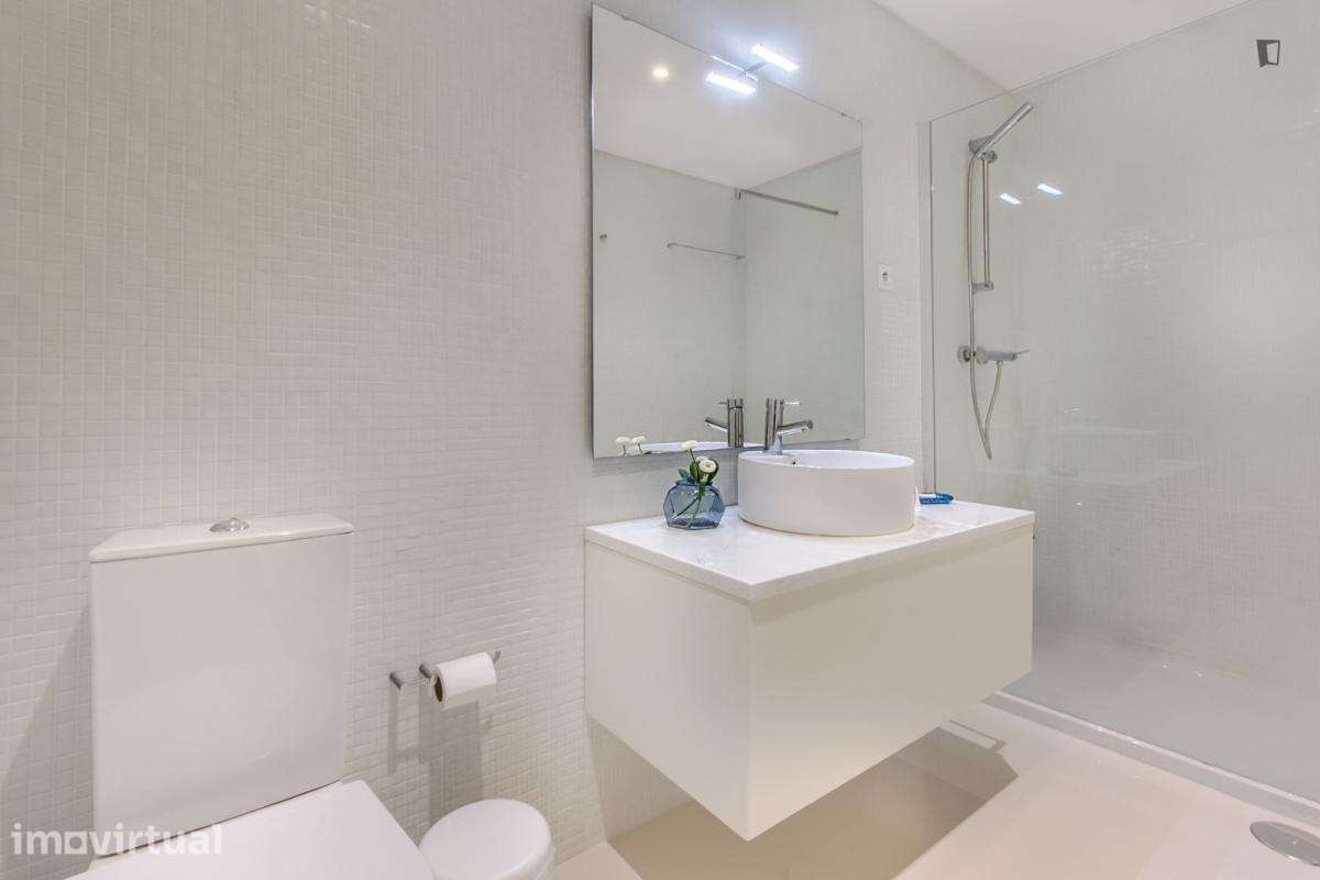 Apartamento com 1 quartos - localizado em Santo Ildefonso Porto - Grande imagem: 5/23