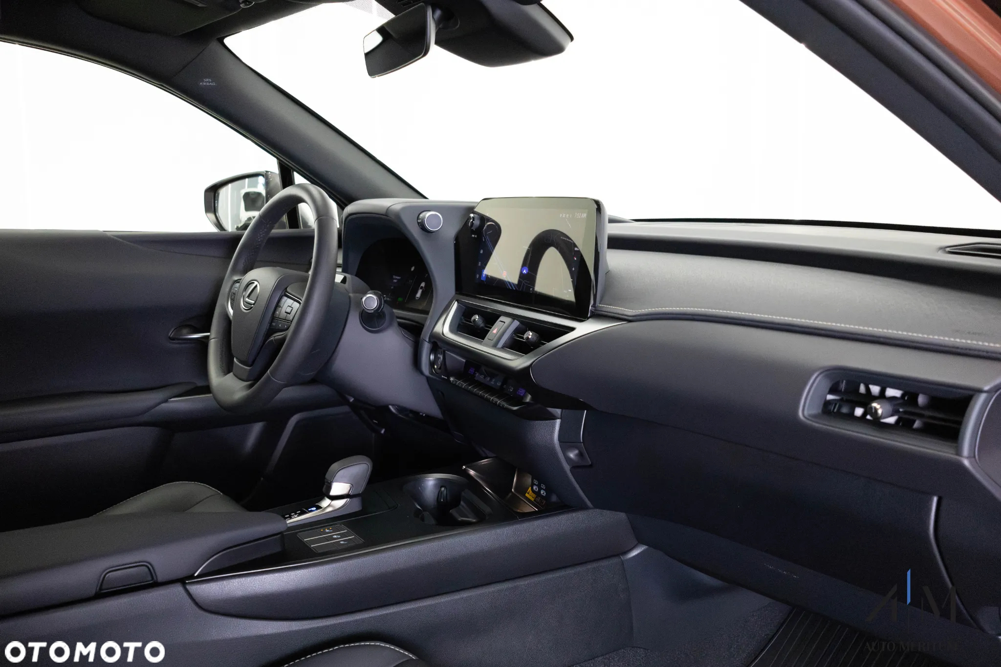 Lexus UX 300h F Sport Design AWD - 16