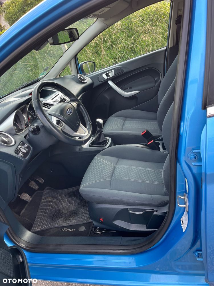 Ford Fiesta 1.25 Champions Edition - 12