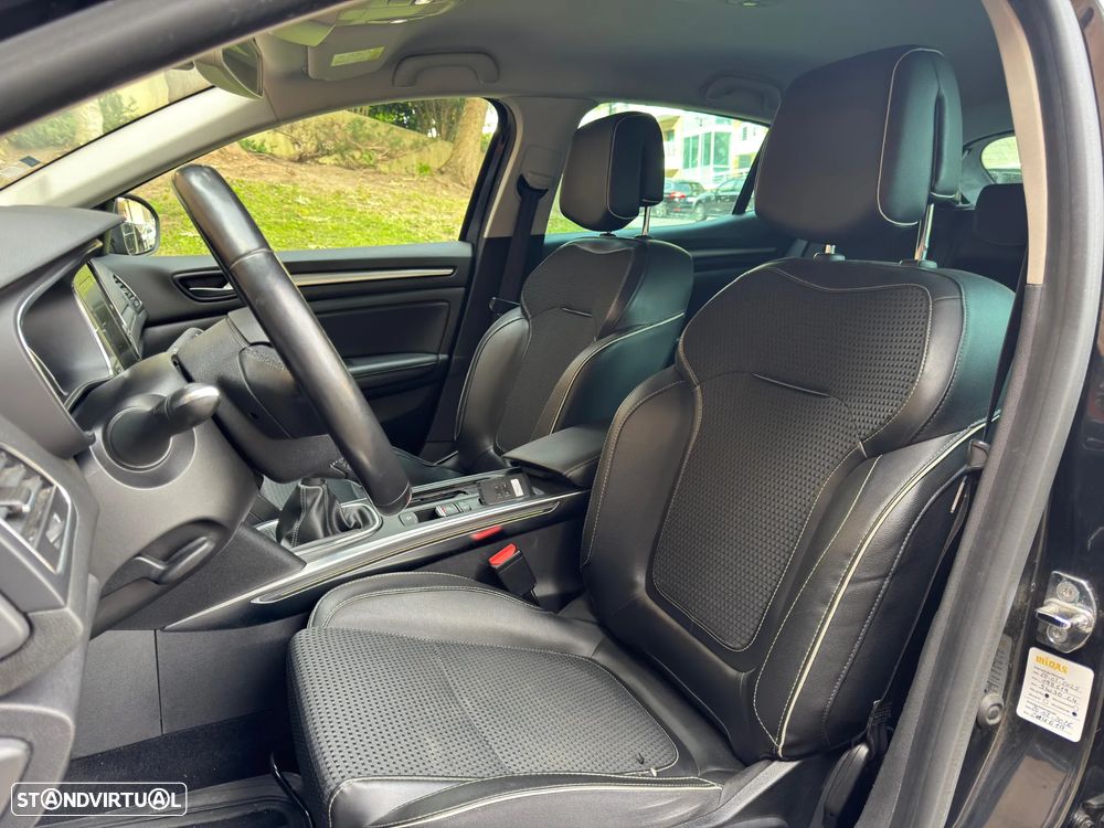 Renault Mégane 1.5 dCi Bose Edition - 10