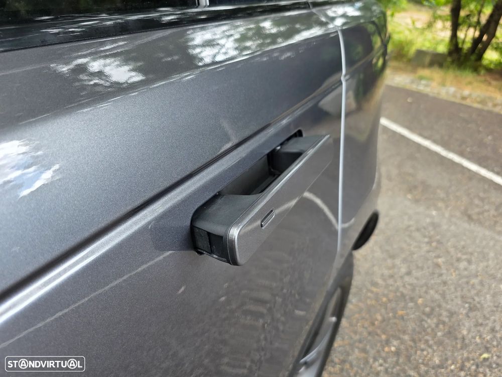 Land Rover Range Rover Velar 2.0 D R-Dynamic S - 36