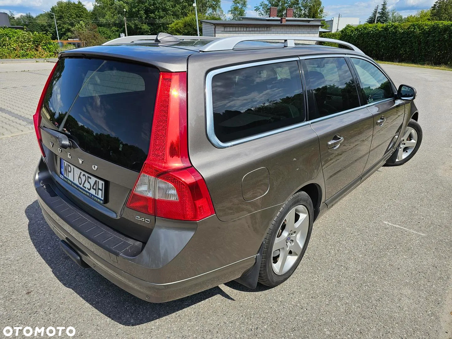 Volvo V70 2.4D Summum - 8