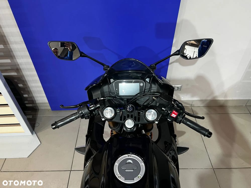 Yamaha R125 - 16