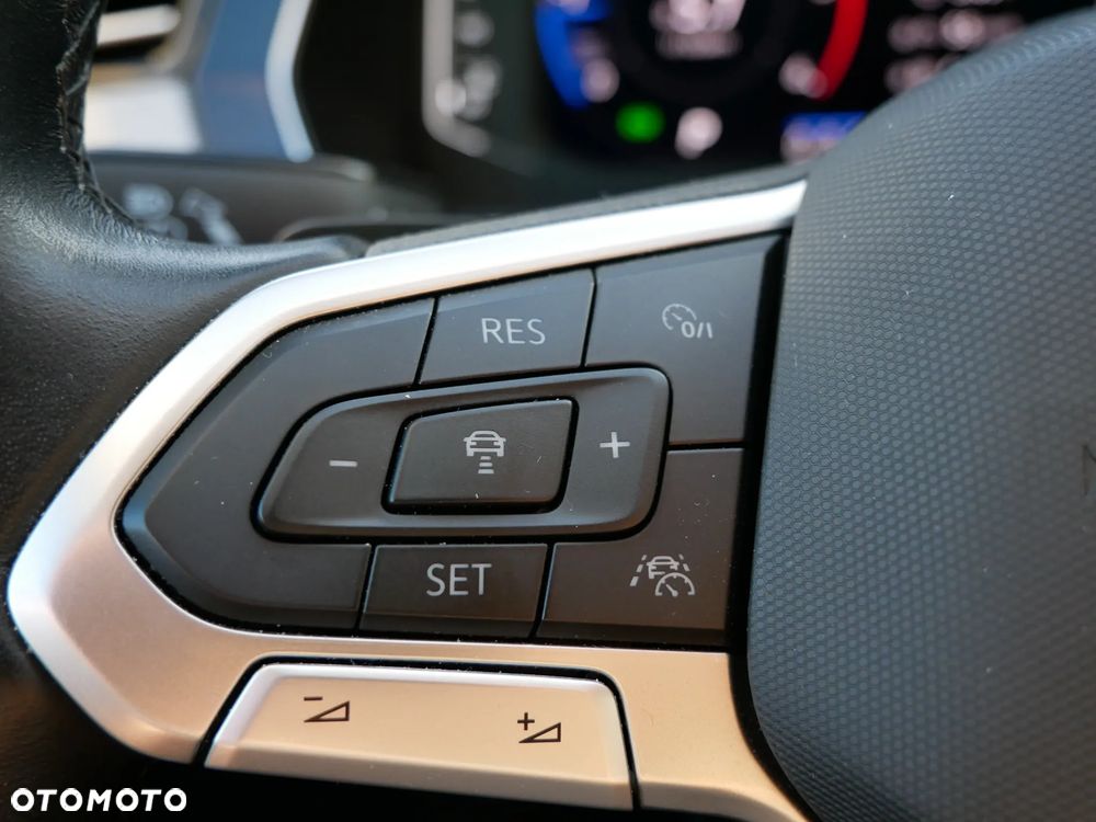Volkswagen Passat 2.0 TDI EVO Business DSG - 26