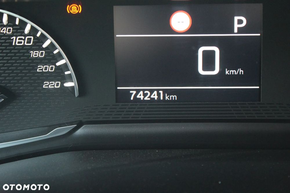 Peugeot 2008 1.2 PureTech Allure S&S EAT8 - 16