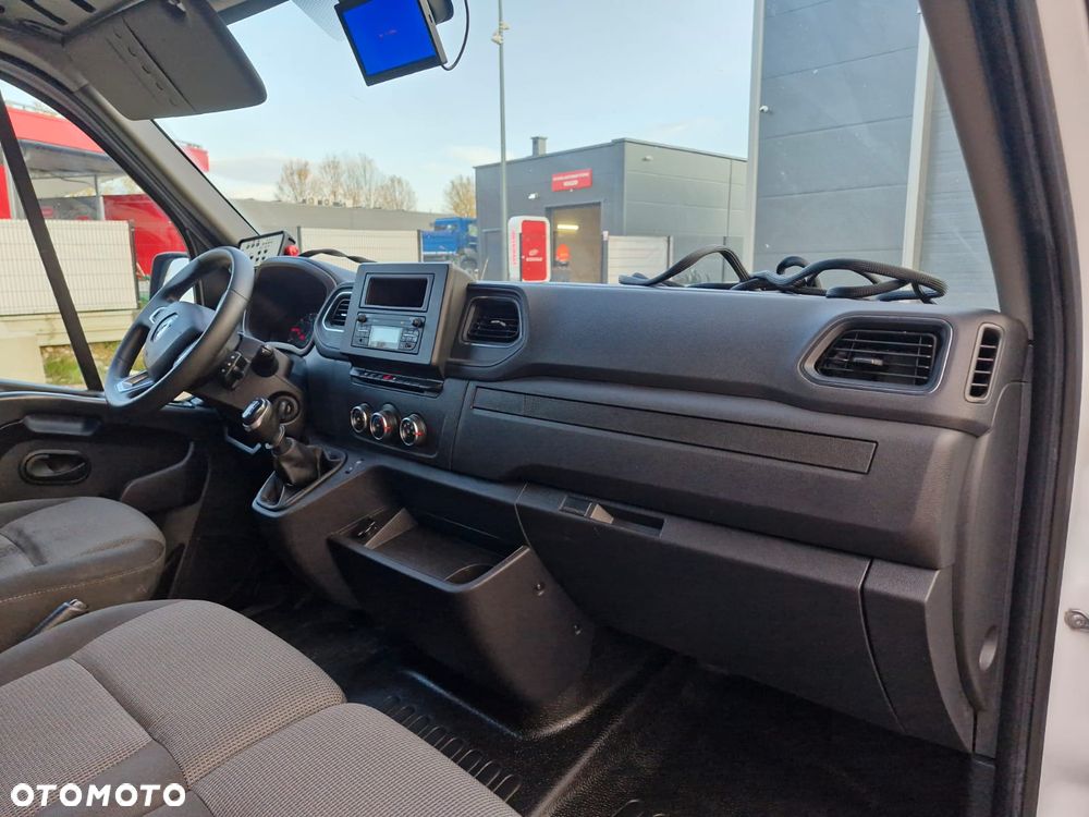 Renault Master - 25