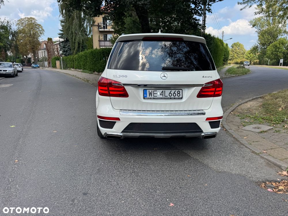 Mercedes-Benz GL 500 4-Matic - 10
