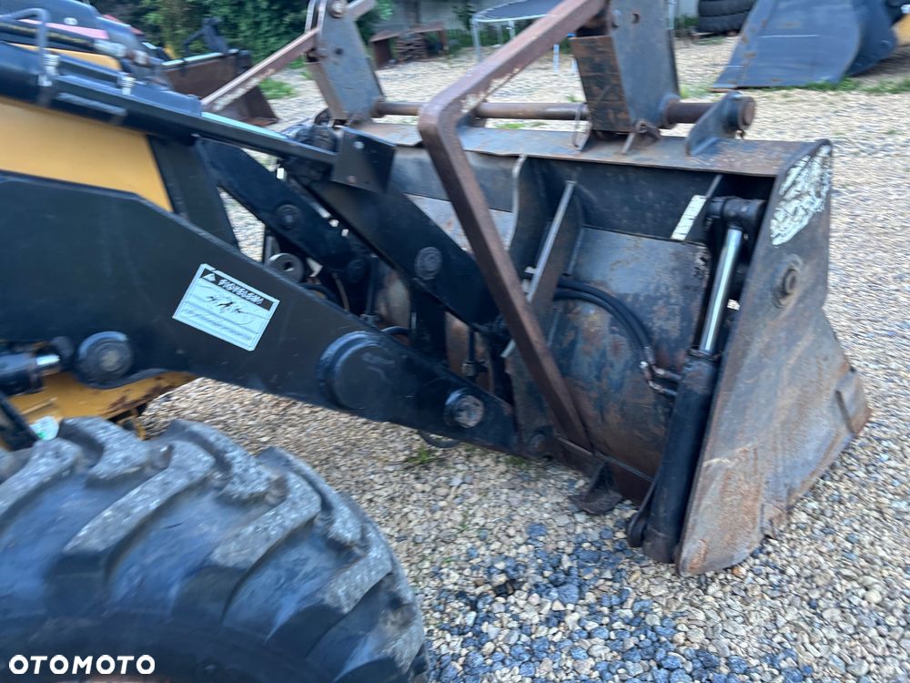 Caterpillar CAT 428D 2005r 4x4 koparko ładowarka teleskop widły rekin - 31