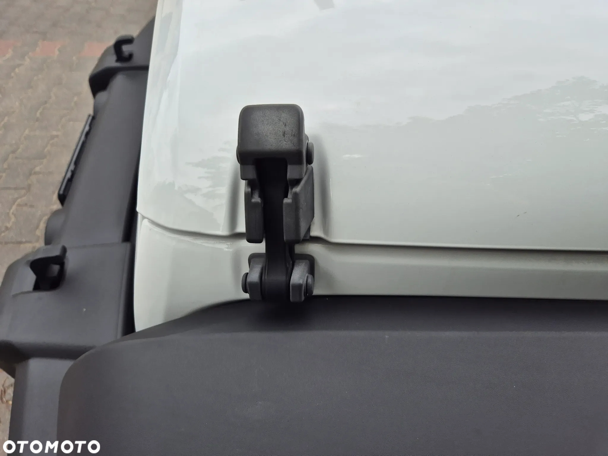 Jeep Wrangler - 16