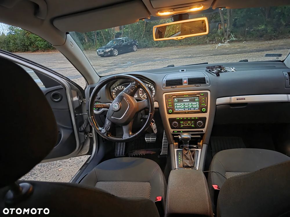 Skoda Octavia 2.0 TDI DPF L&K DSG - 3