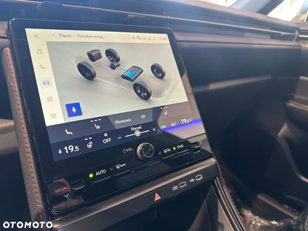 Lexus LBX 1.5 Hybrid Emotion - 12