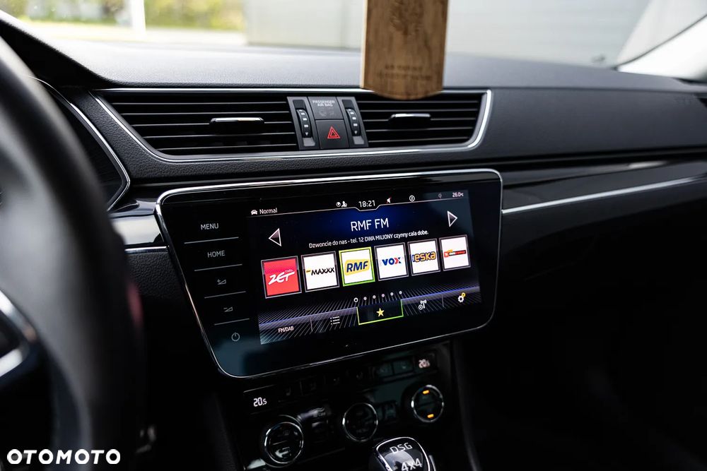 Skoda Superb 2.0 TDI SCR 4x4 L&K DSG - 22