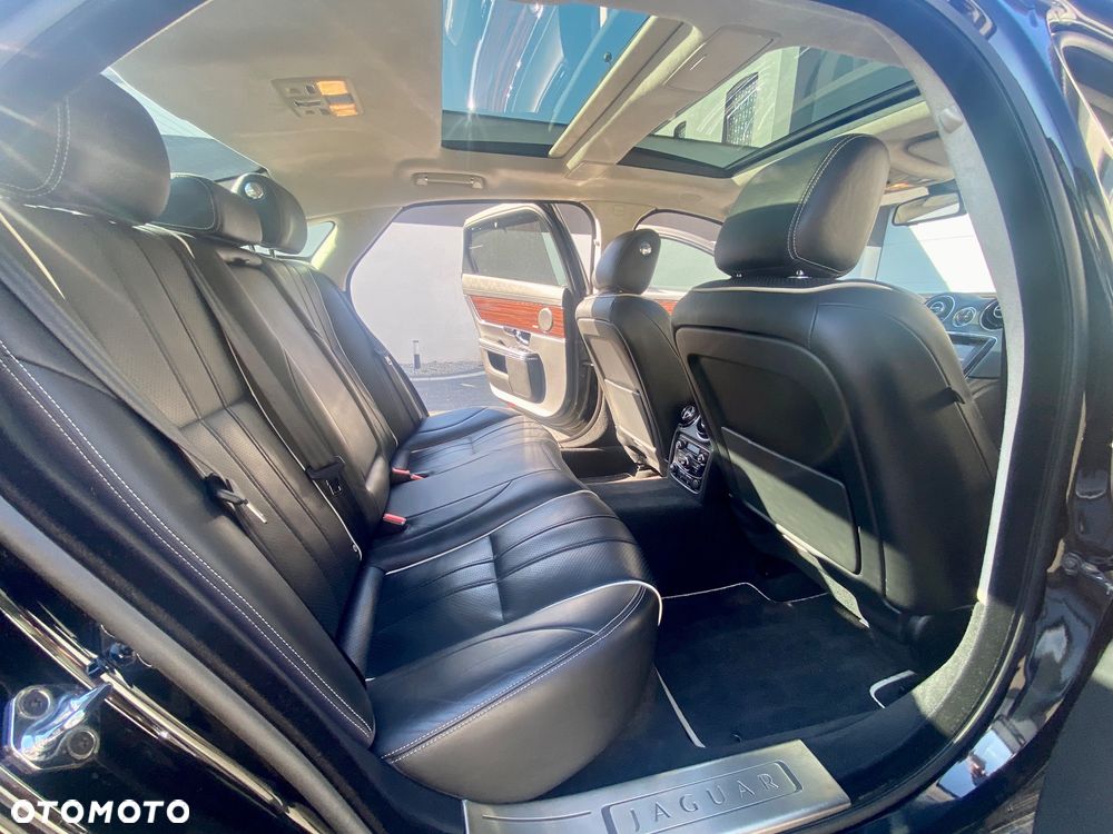 Jaguar XJ 3.0 T LWB AWD Portfolio - 21