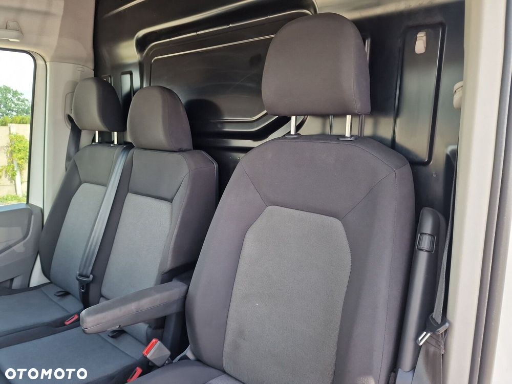 Volkswagen Crafter - 14
