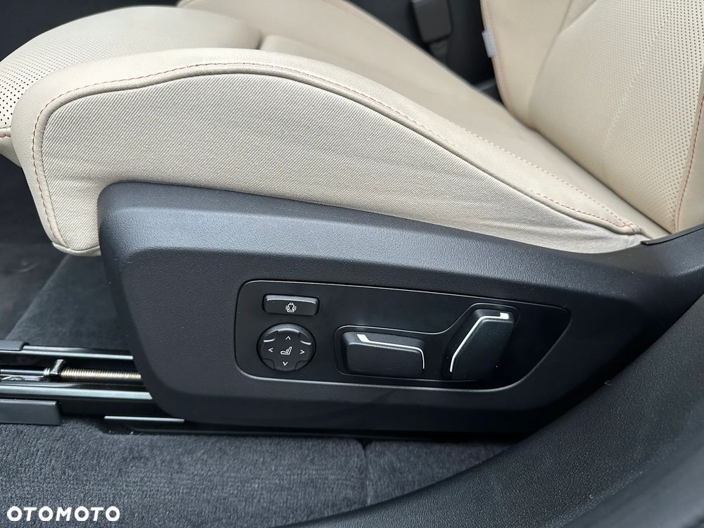 2025 BMW X3, photograph 10