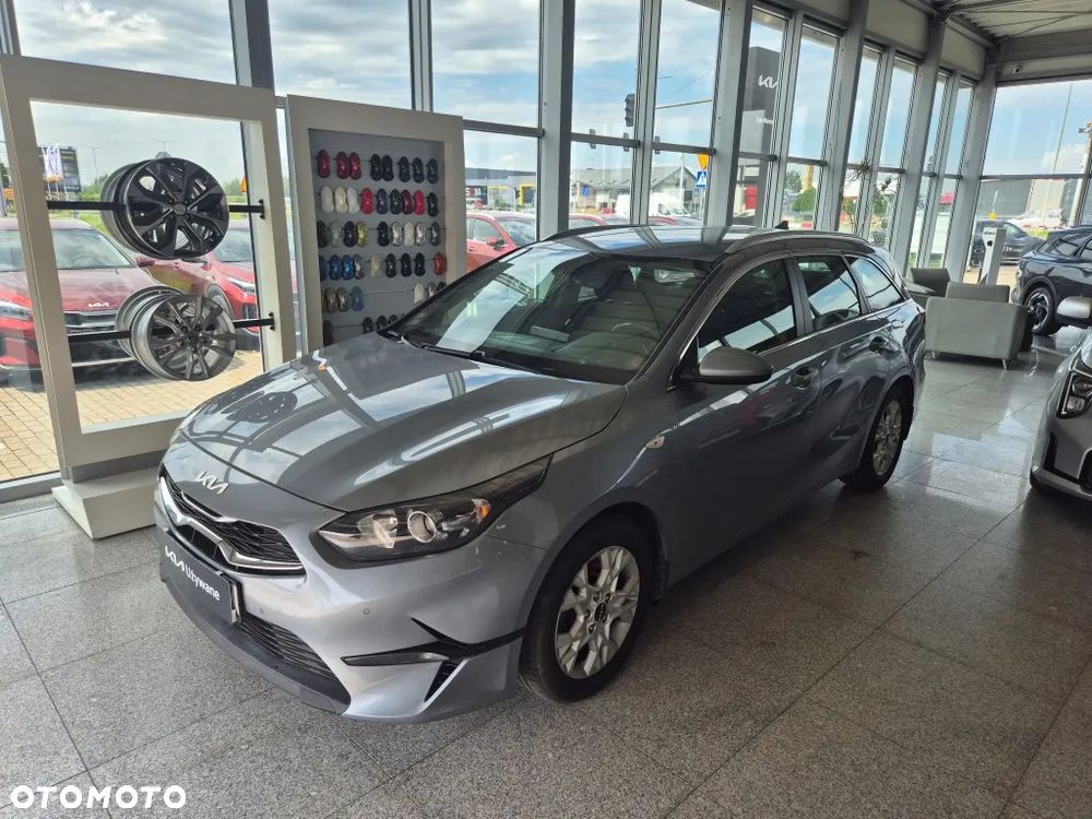Kia Ceed 1.5 T-GDI M - 4