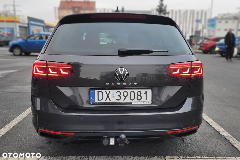 Volkswagen Passat Variant 2.0 TDI SCR DSG Business - 11