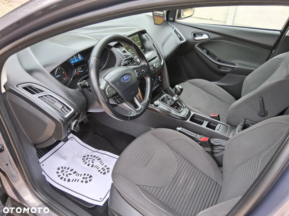 Ford Focus 2.0 TDCi DPF Titanium - 8