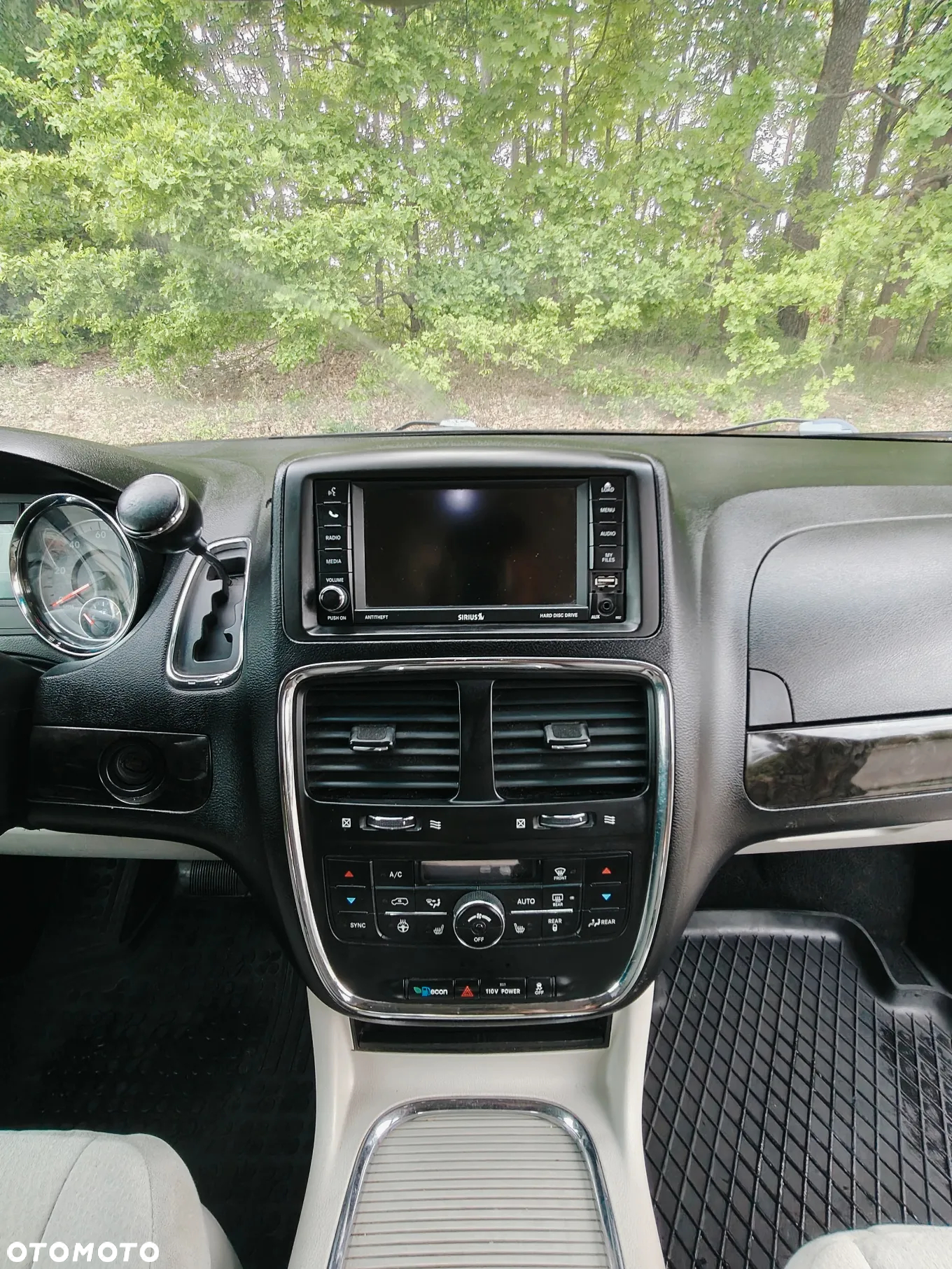 Dodge Grand Caravan 3.6 R/T - 17