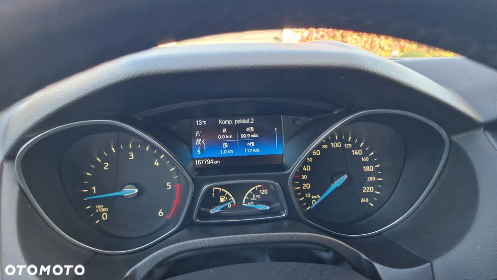 Ford Focus Turnier 1.5 EcoBlue Start-Stopp-System TITANIUM DESIGN - 10