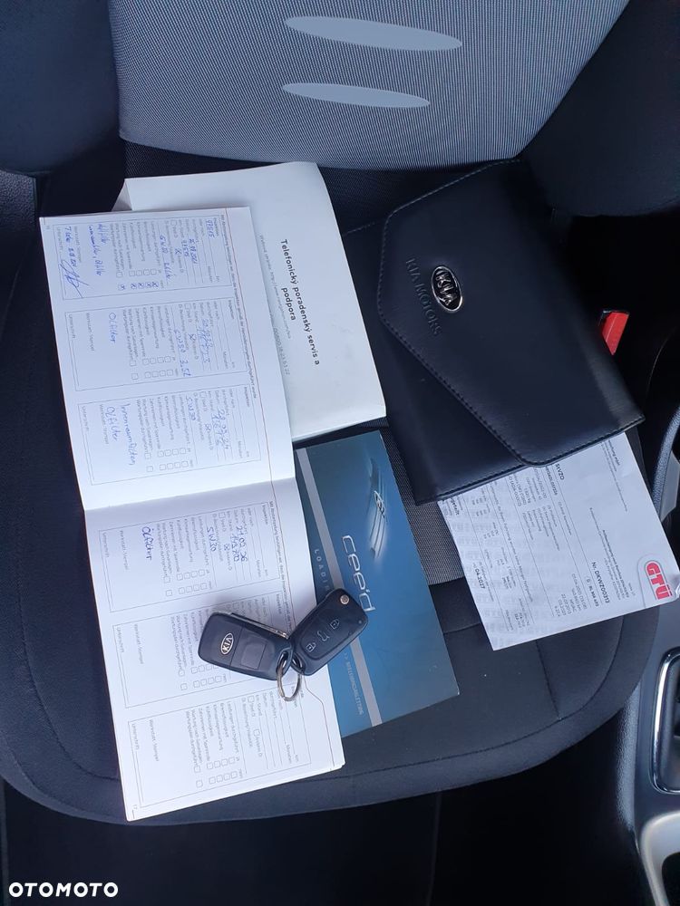 Kia Ceed 1.6 GDI Spirit - 16