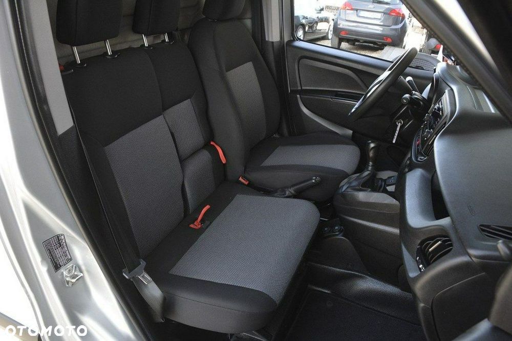 Fiat Doblo - 19