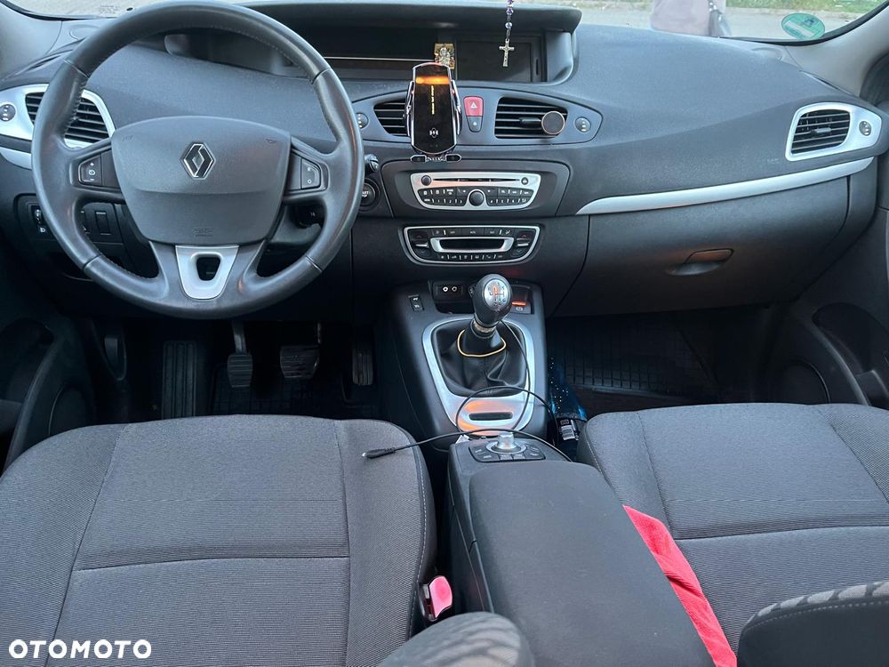 Renault Scenic TCe 130 Dynamique - 10