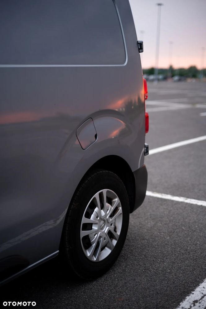 Opel Vivaro - 20