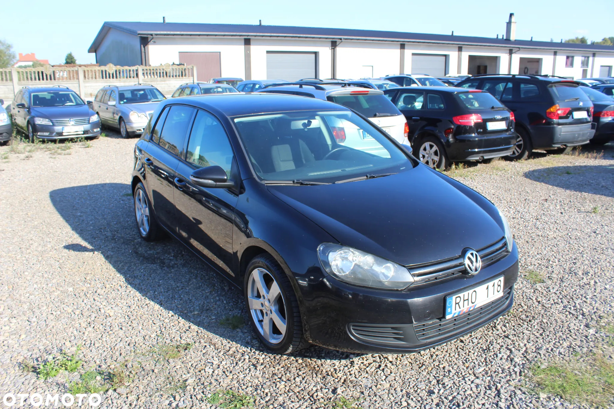 Volkswagen Golf - 2