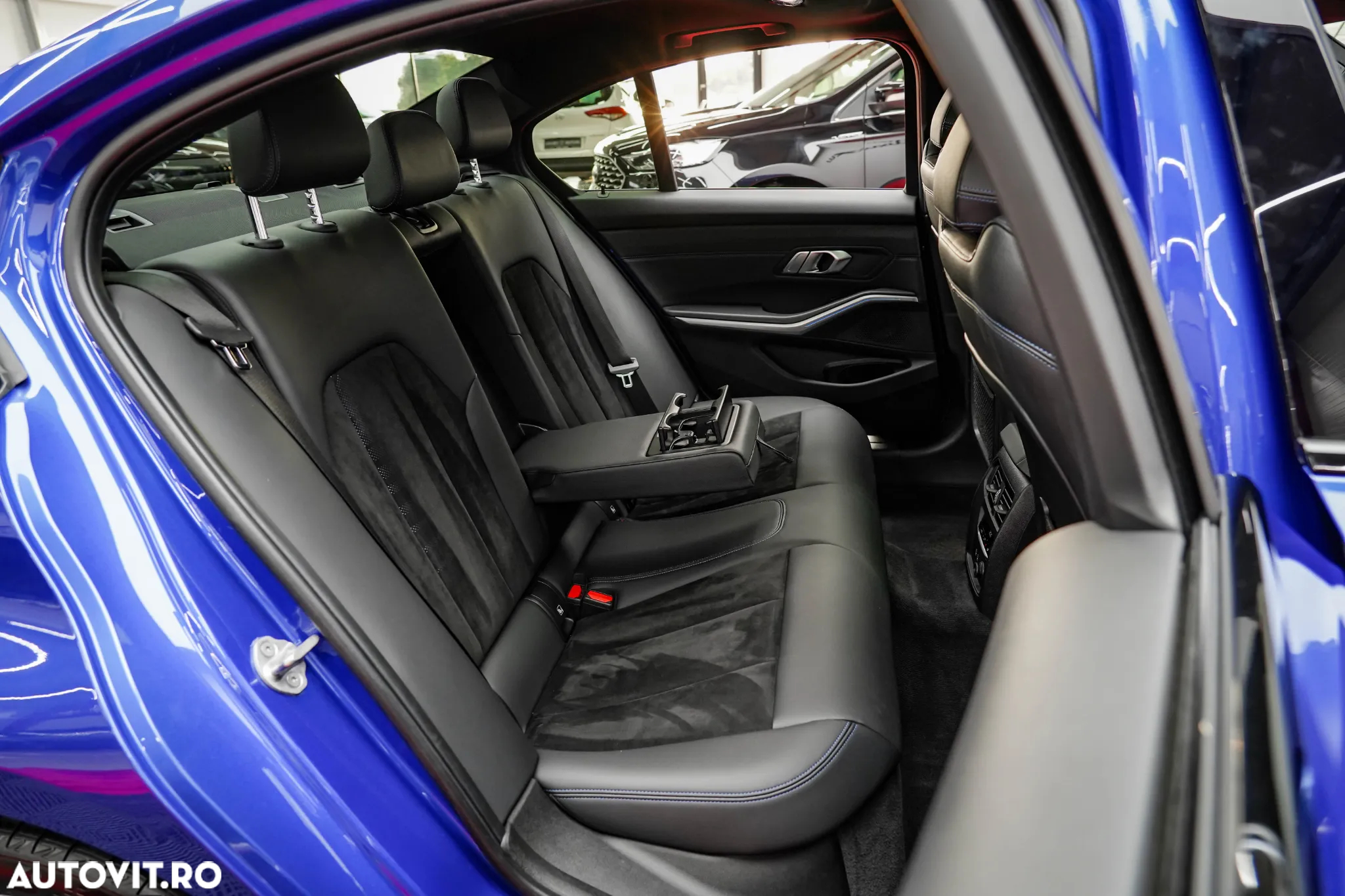 BMW Seria 3 330e Aut. M Sport - 10