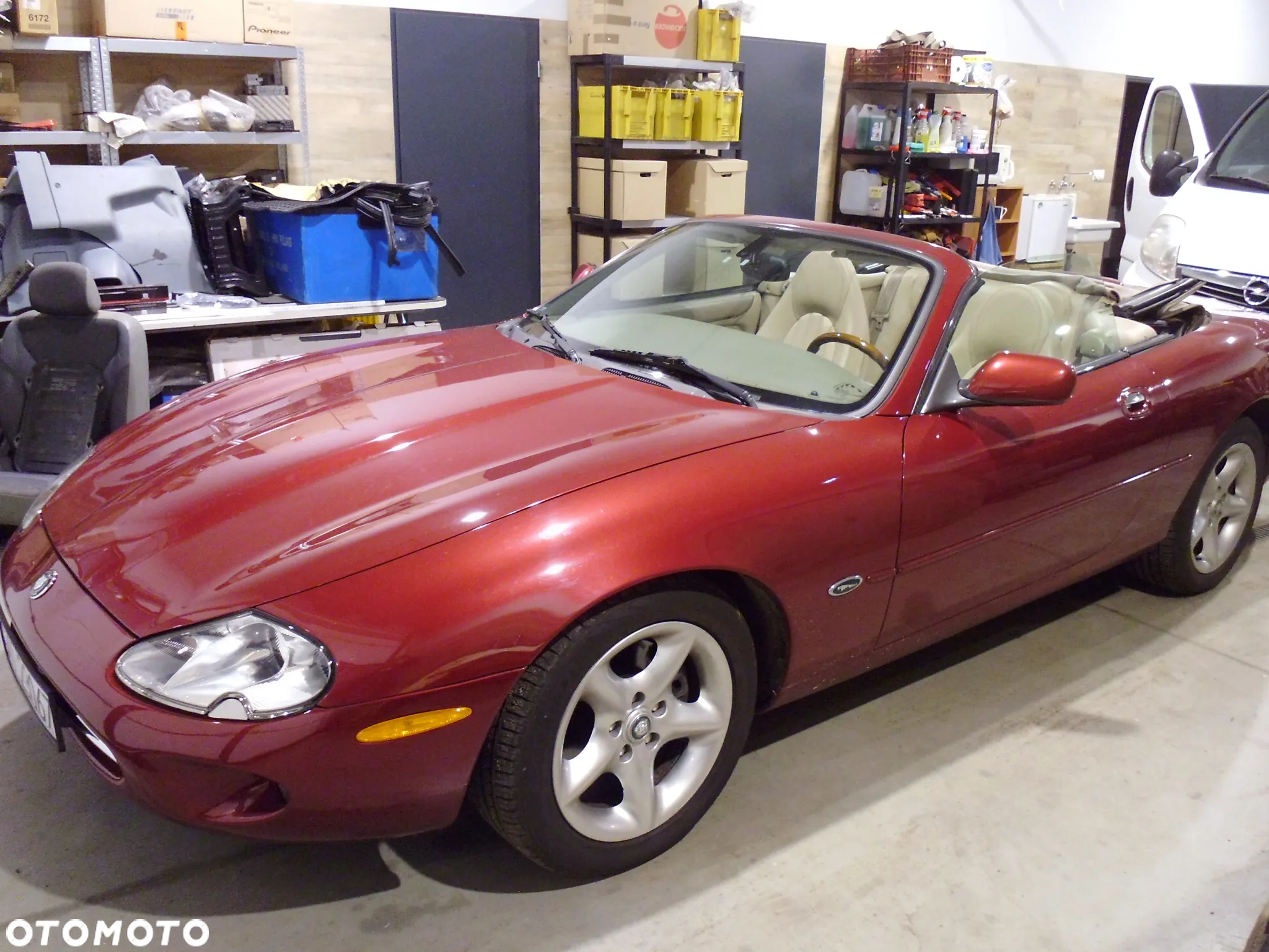 Jaguar XK8 XKR 4.2 - 14