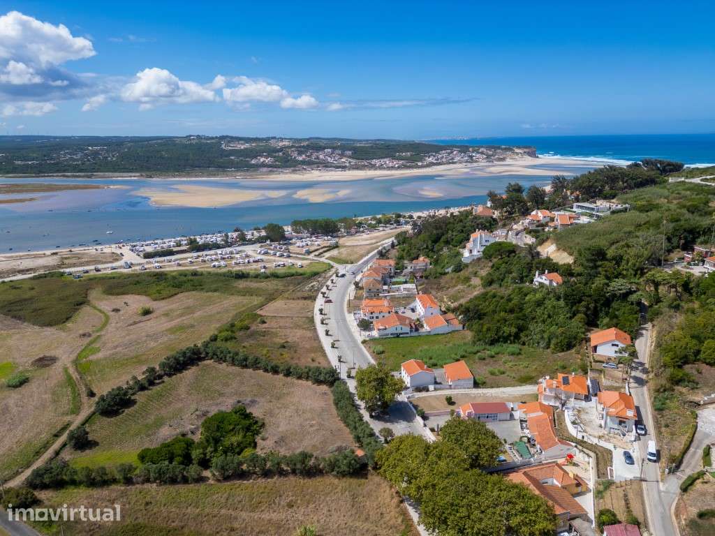 Moradia T3 com vista para a Lagoa de Óbidos, piscina e amplas áreas... - Grande imagem: 2/42