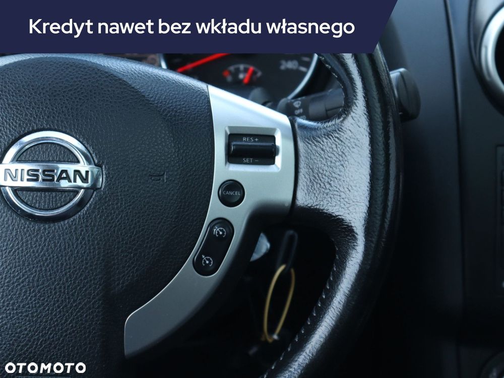 Nissan Qashqai+2 - 23