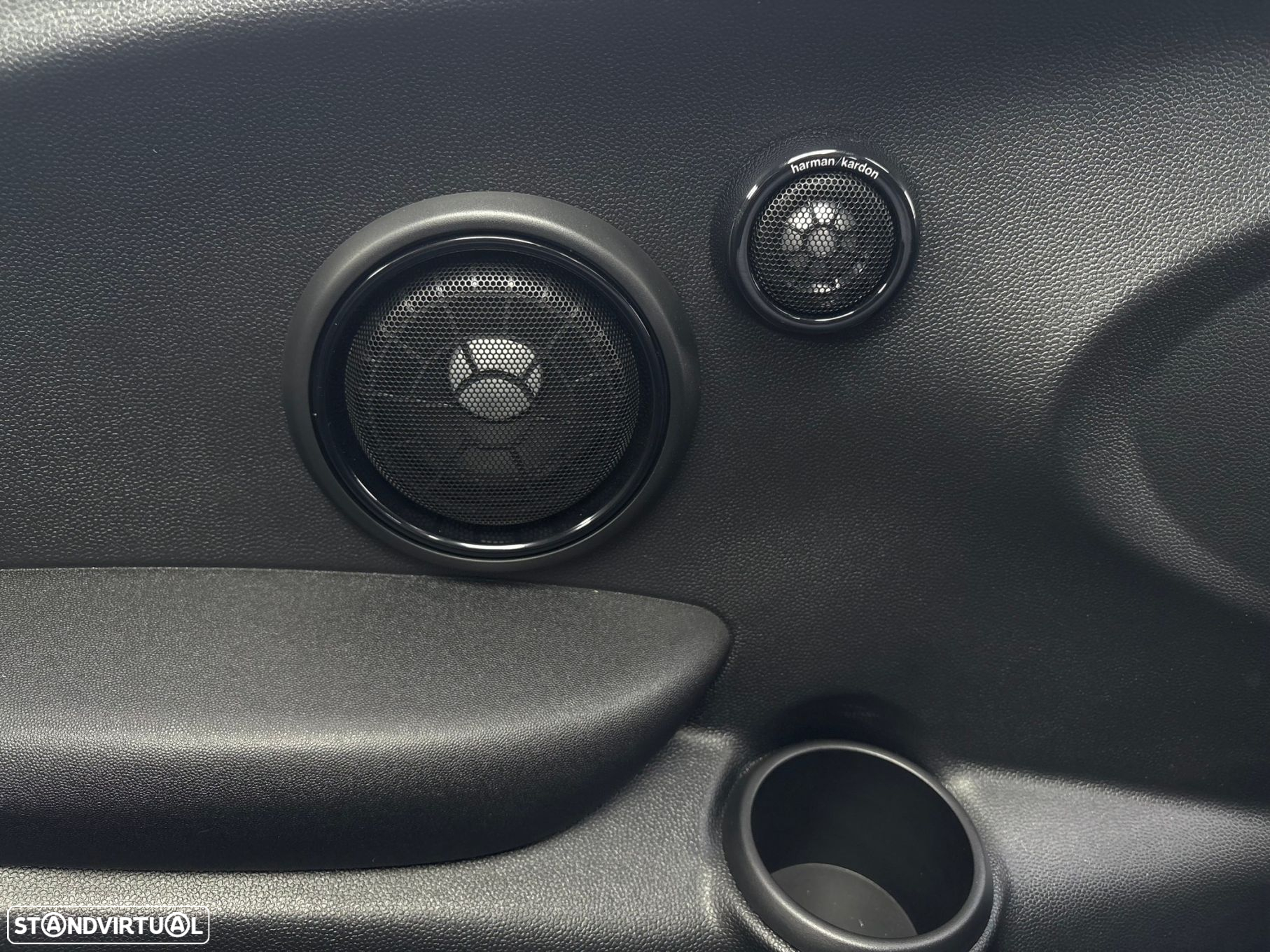 MINI 3 Portas Cooper SE Premium Yours - 14