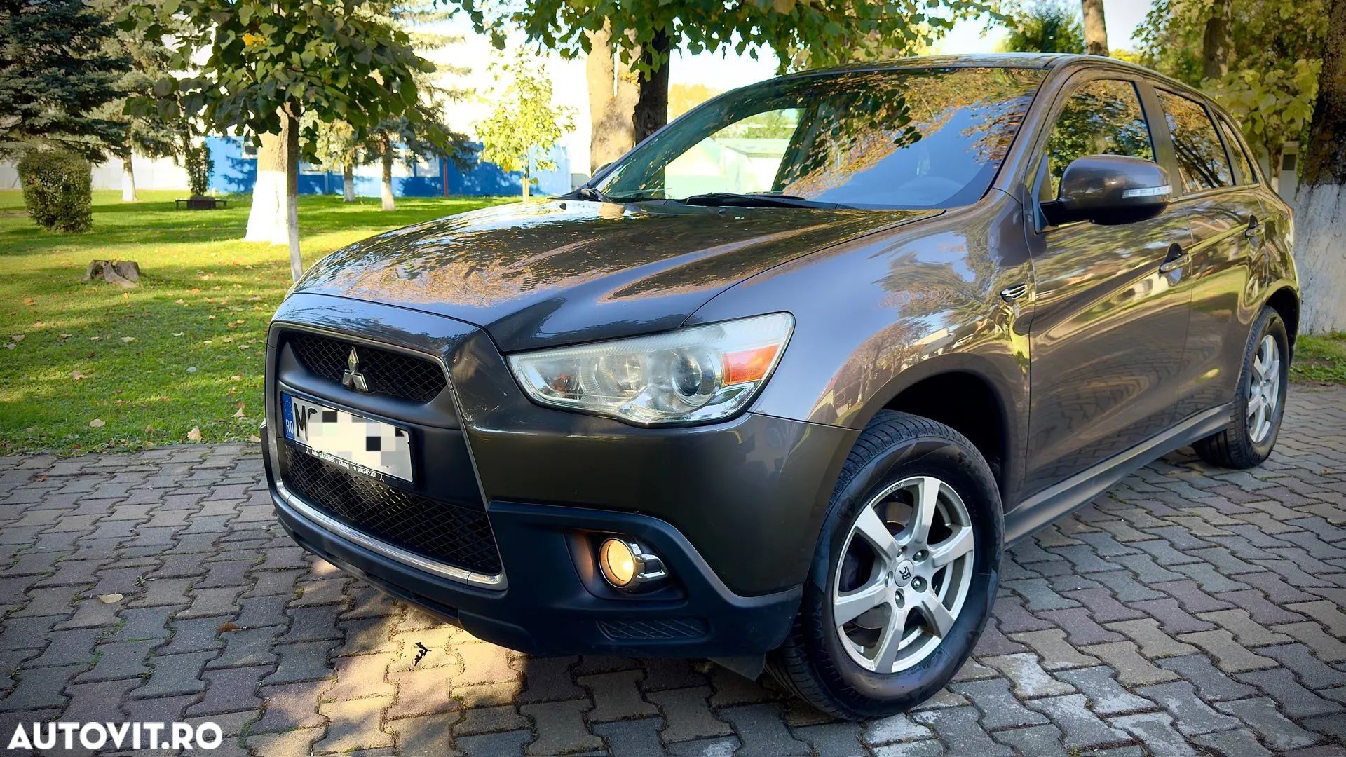Mitsubishi ASX 1.8 DI-D 2WD Intense - 1