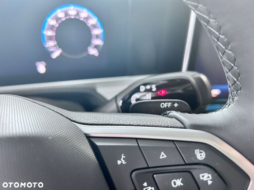 Volkswagen Passat - 24