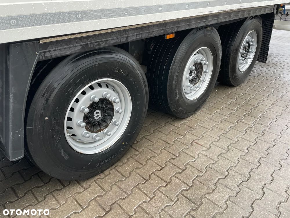 Krone Chłodnia ,Doppelstock , Carrier Vector 1950, Kwiatowa 2,50m - 23