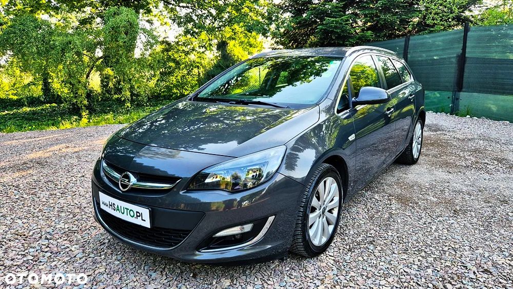 Opel Astra 1.4 Turbo Exklusiv - 2