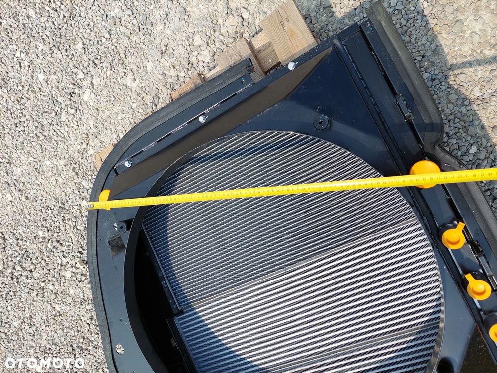 [24][80×67] Chłodnica cieczy oleju wody zespół chłodnic intercooler Manitou MLT 733, 933, 1033 630,730 - 18