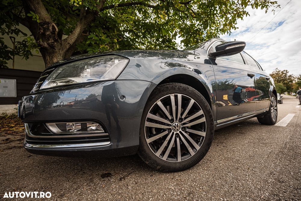 Volkswagen Passat - 37
