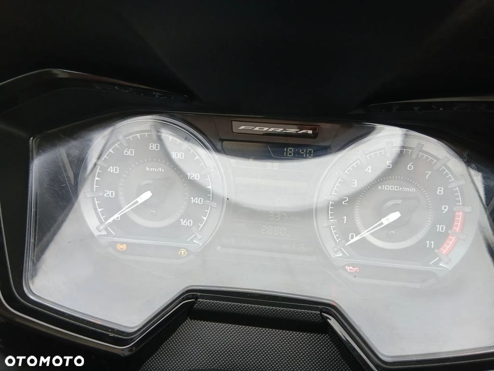 Honda NSS - 19