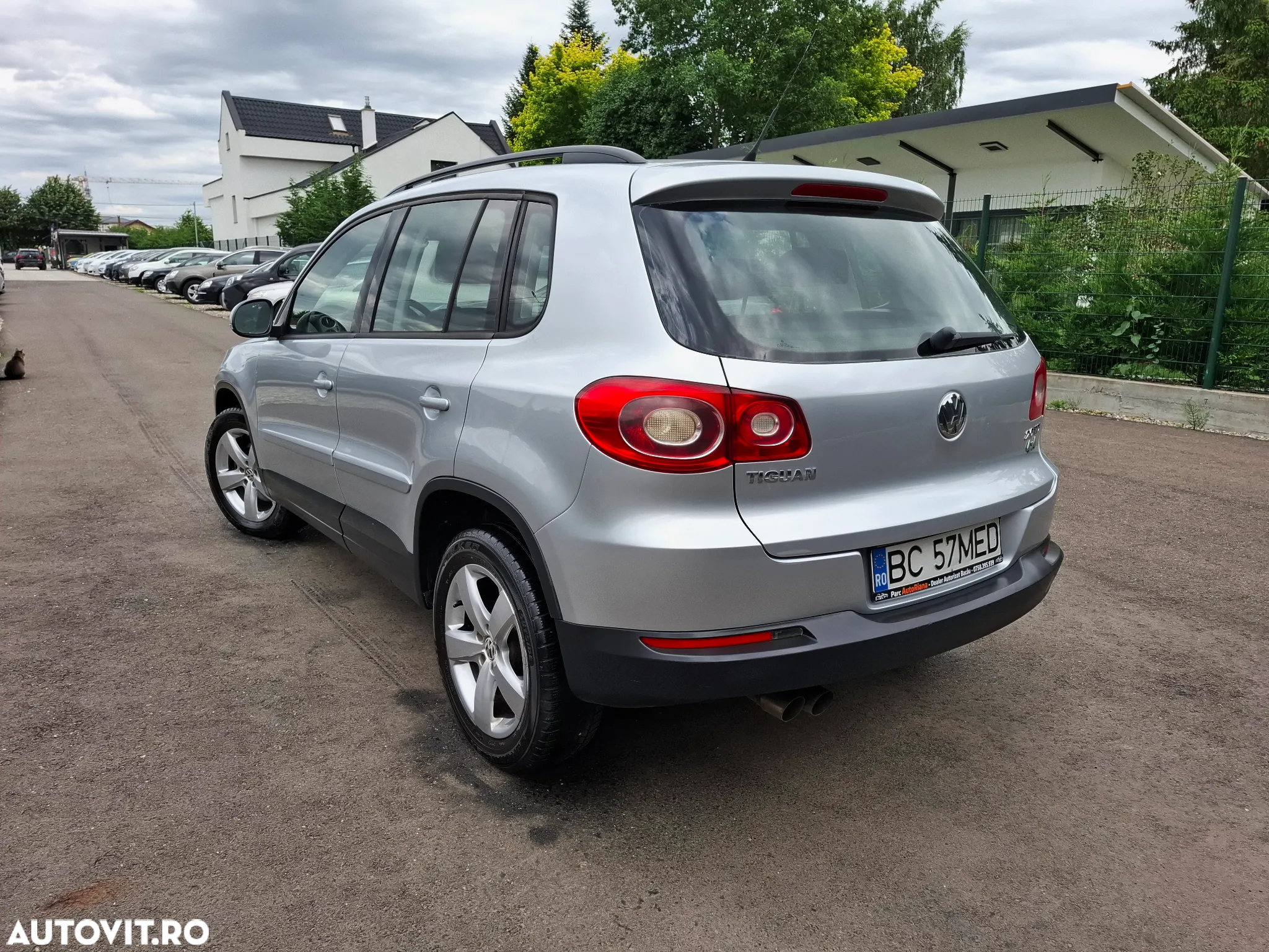 Volkswagen Tiguan 2.0 TDI 4Motion Sport & Style - 4