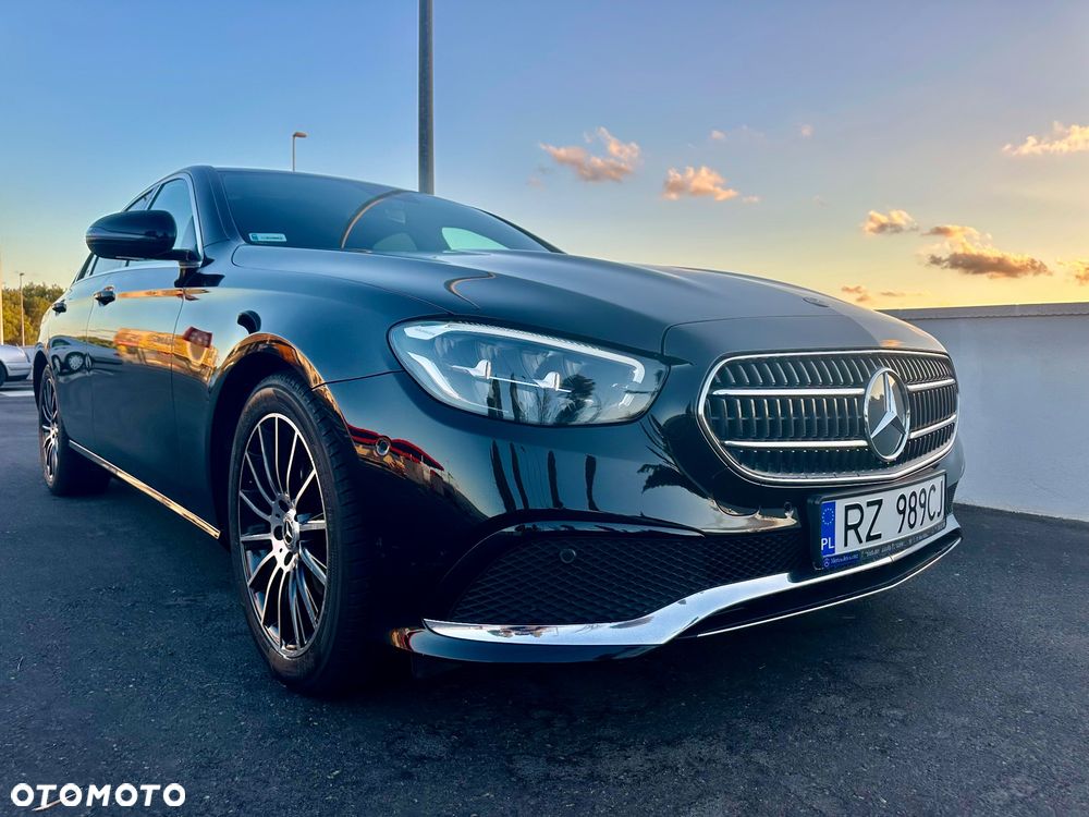 Mercedes-Benz E-Class 2021 photo 2