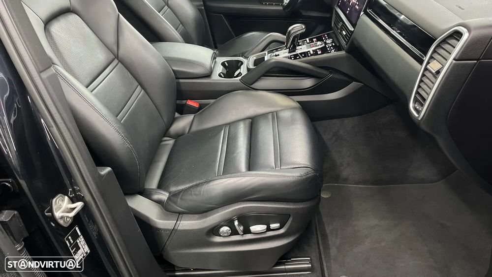 Porsche Cayenne Coupé - 27