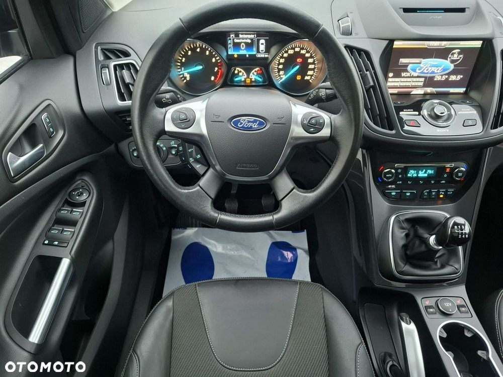 Ford Kuga 1.5 EcoBoost 2x4 Business Edition - 14